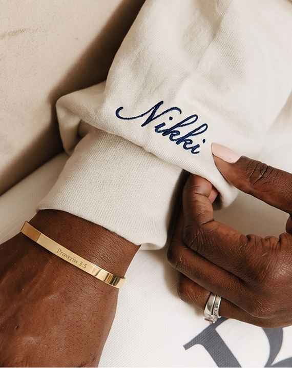 Apparel & Accessories