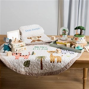 7077.ヴィンテージ・ベビーキルト・アニマル・ブランケット Embroidered Safari Animals Quilted Blanket