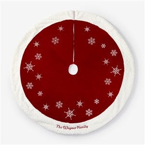 Winter Wonderland Personalized Tree Skirt, "The Fischers"