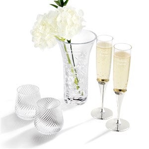 Exclusive Vera Wang Love Knots Gold Flutes & Frame Gift Set