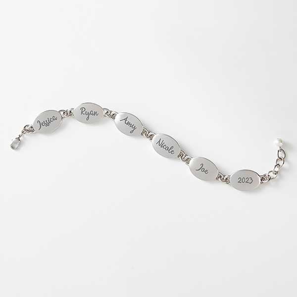 Engraved Linked Bracelet For Mom - 42835
