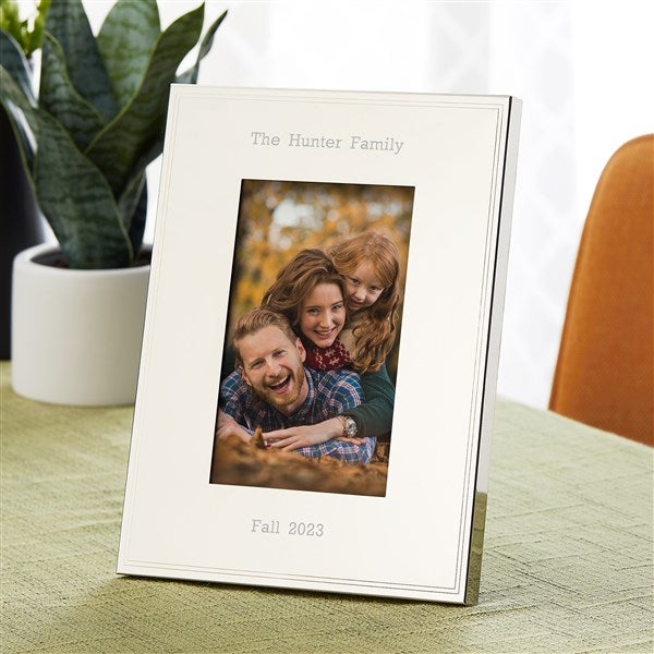 Emerson 4x6 Vertical Frame, Gold