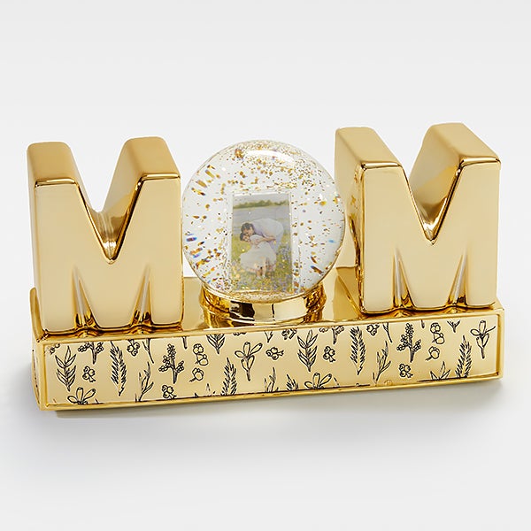 Engraved Gold Lettered Mom Snow Globe