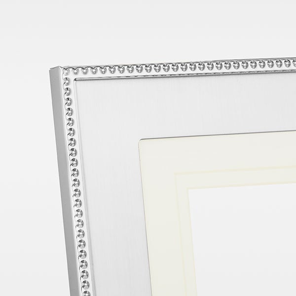 Engraved Silver Beaded 5x7 Picture Horizontal Frame