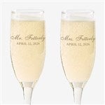 16674 - The Loving Couple Personalized Champagne Flute Set 